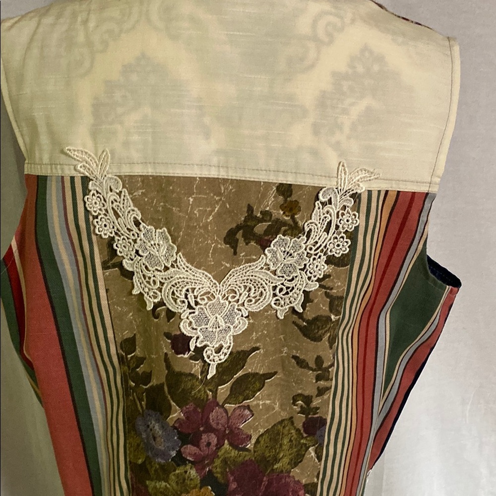 Vintage Patchwork Sleeveless Button Up Vests/Top … - image 8